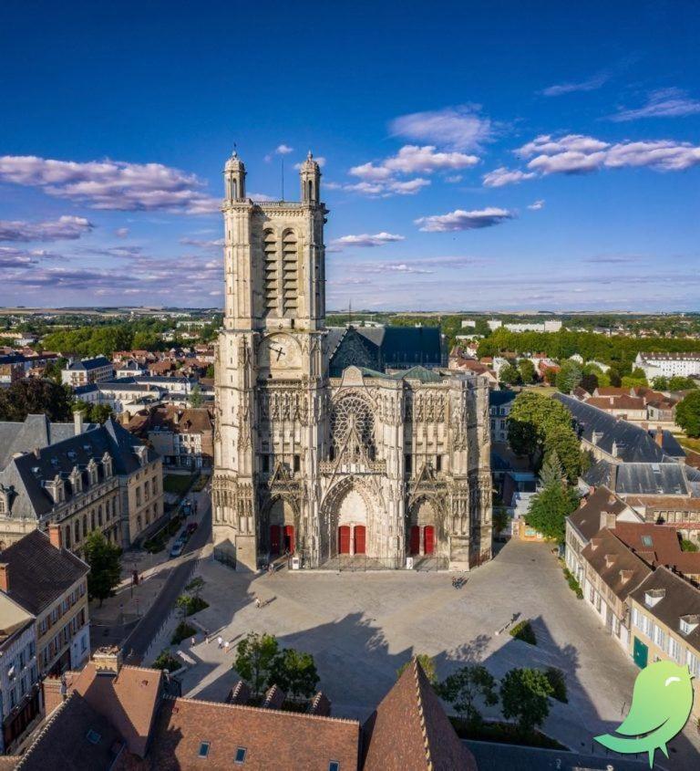 Le Mortier D'Or Duplex Hyper Centre Ville Troyes Exterior photo